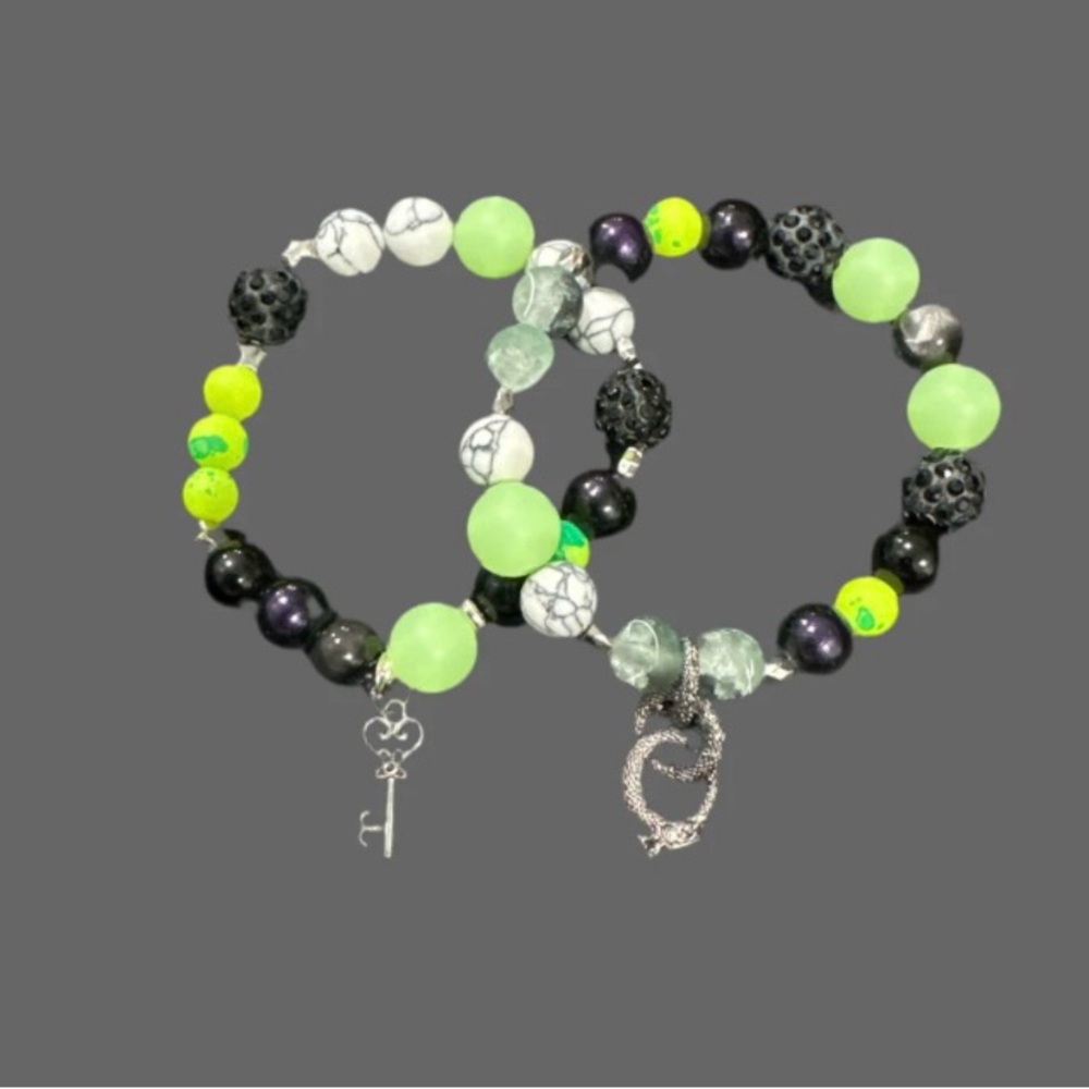 Halloween glass beads Charm bracelet set *glow in the dark beads*